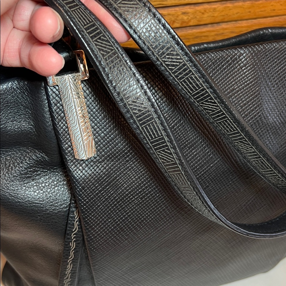 Brighton black pebble leather with cross grain front panel shoulder bag - Picture 12 of 17